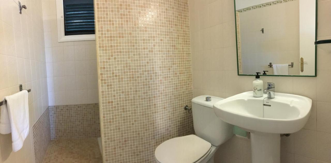 Apartamentos Surest كالا إن بلانيس المظهر الخارجي الصورة