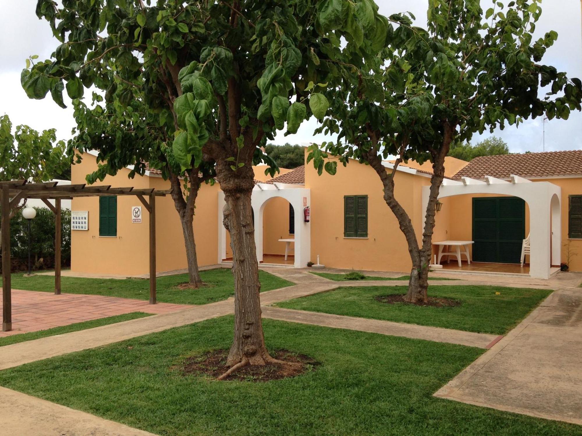 Apartamentos Surest كالا إن بلانيس الغرفة الصورة